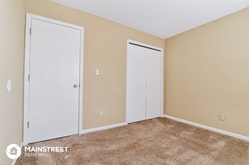 2736 Woodfield Blvd 3 Beds House for Rent - Photo Gallery 13