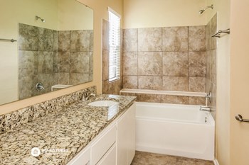 10024 Park Glen Ct 3 Beds House for Rent - Photo Gallery 15
