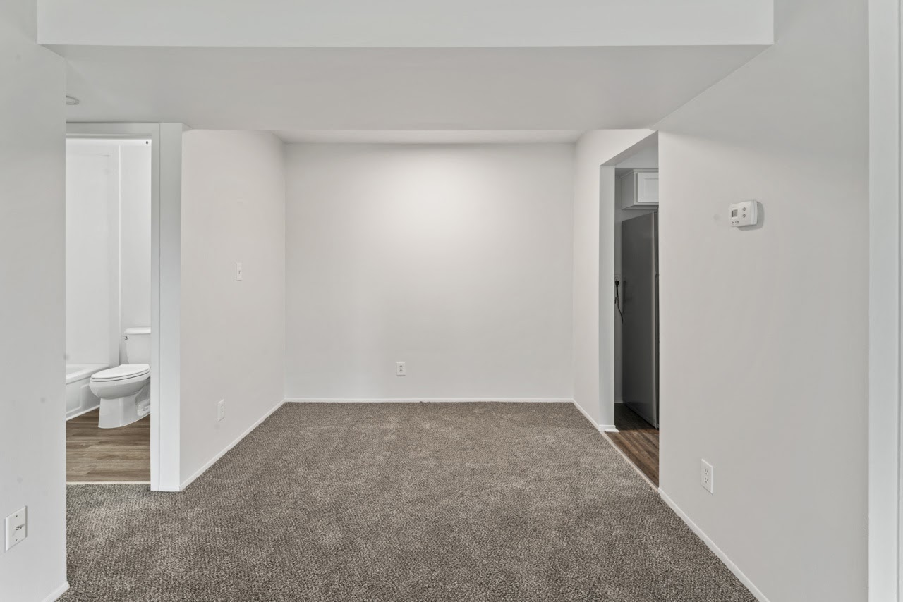 Apple Creek 1 BR 1 Ba