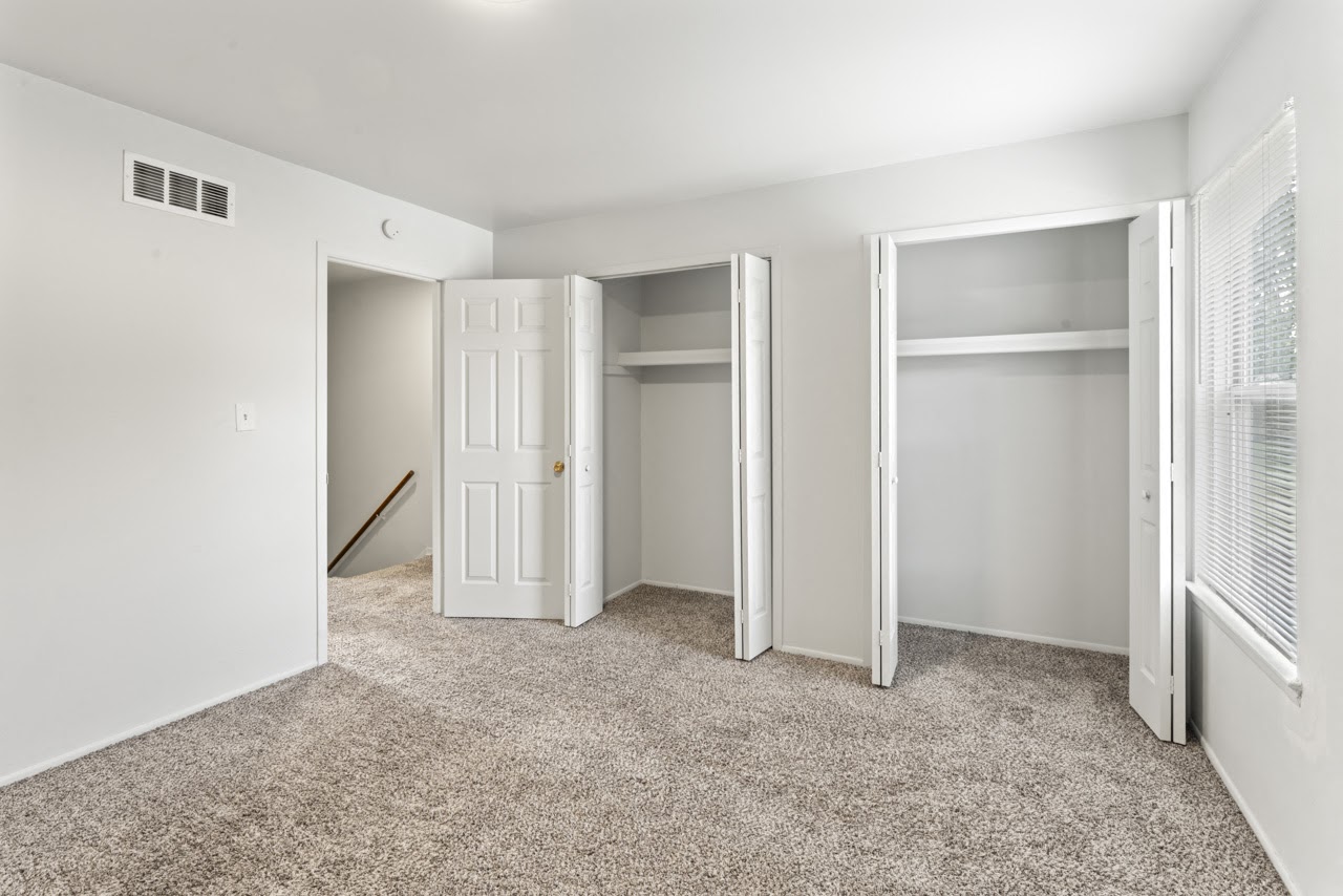 2 BR 1 ½ Ba Photos