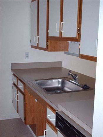 34848 Freedom Rd. 1-2 Beds Apartment, Townhouse for Rent - Photo Gallery 6