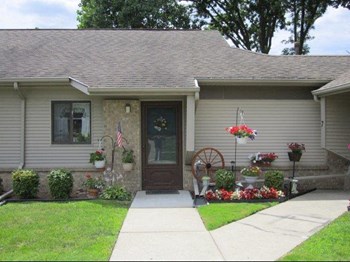 34848 Freedom Rd. 1-2 Beds Apartment, Townhouse for Rent - Photo Gallery 3