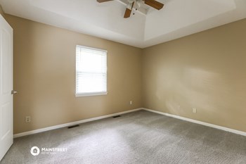 1267 NE Tudor Rd 3 Beds House for Rent - Photo Gallery 14