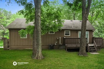 1267 NE Tudor Rd 3 Beds House for Rent - Photo Gallery 17