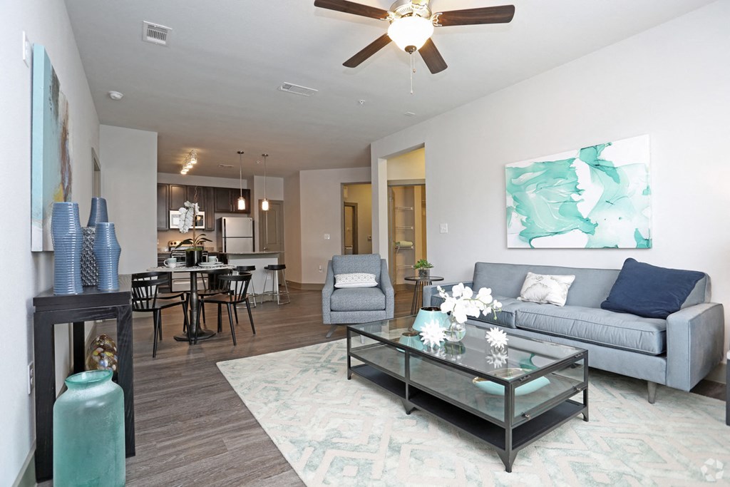 Apartment-Near-LakeConroe-Conroe-Encore-At-Westfrok