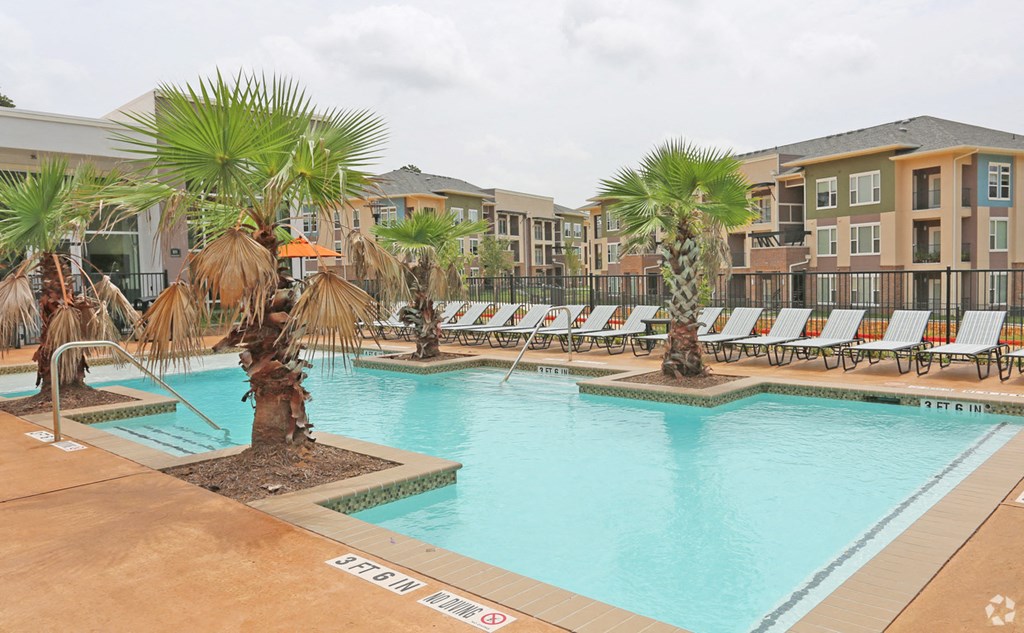 Community Pool Encore At Westfork