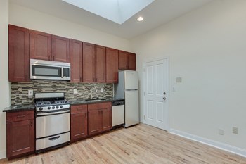 317-19 South 20th Street 1-3 Beds Apartment for Rent - Photo Gallery 3