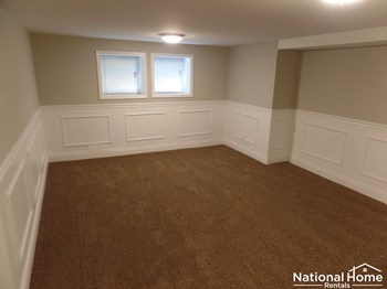 5052 Wellington Ave. Unit G 2 Beds House for Rent - Photo Gallery 2