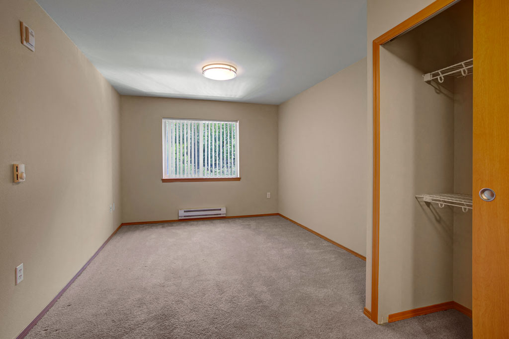 Empty Bedroom | Apartments For Rent in Shoreline WA | Echo Lake
