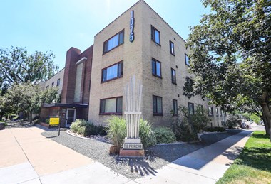 1075 Corona Street 3 Beds Apartment for Rent