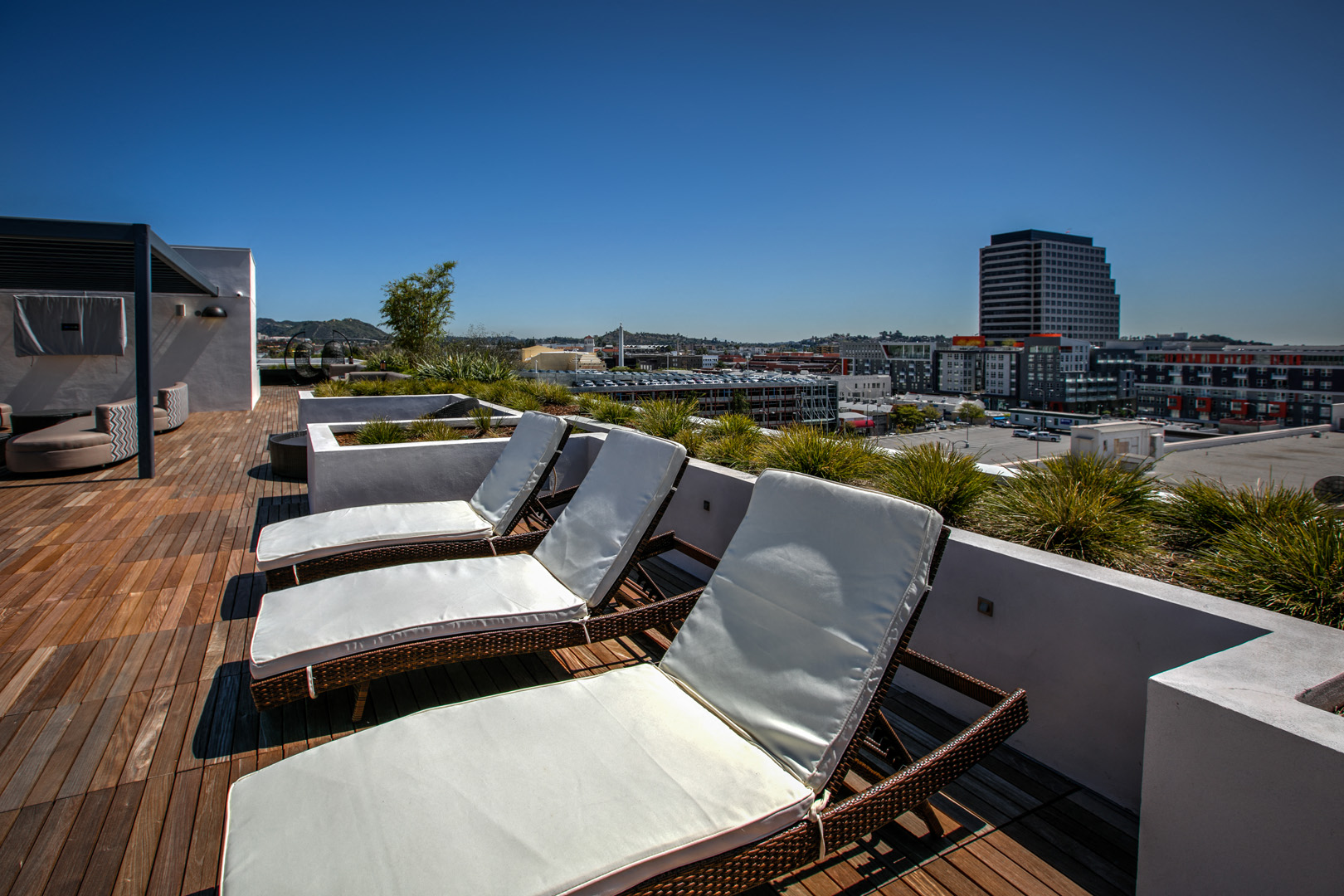 300 N Central Ave 1-3 Beds Apartment for Rent Photo Gallery 32