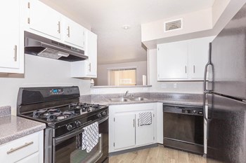 kitchen - Photo Gallery 4