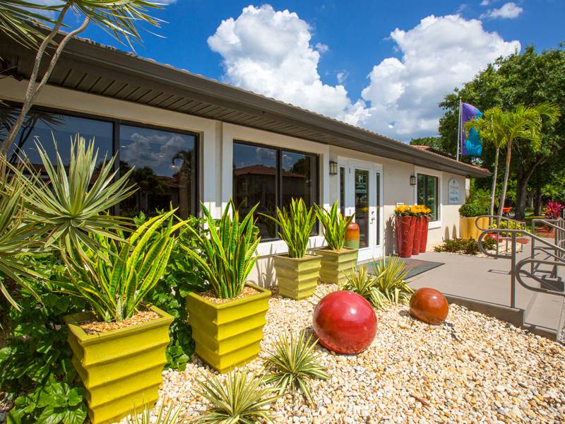 Pavilions At Monterey