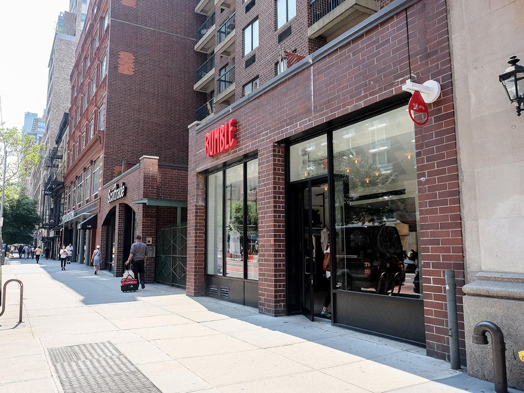 a street view of a store in a city