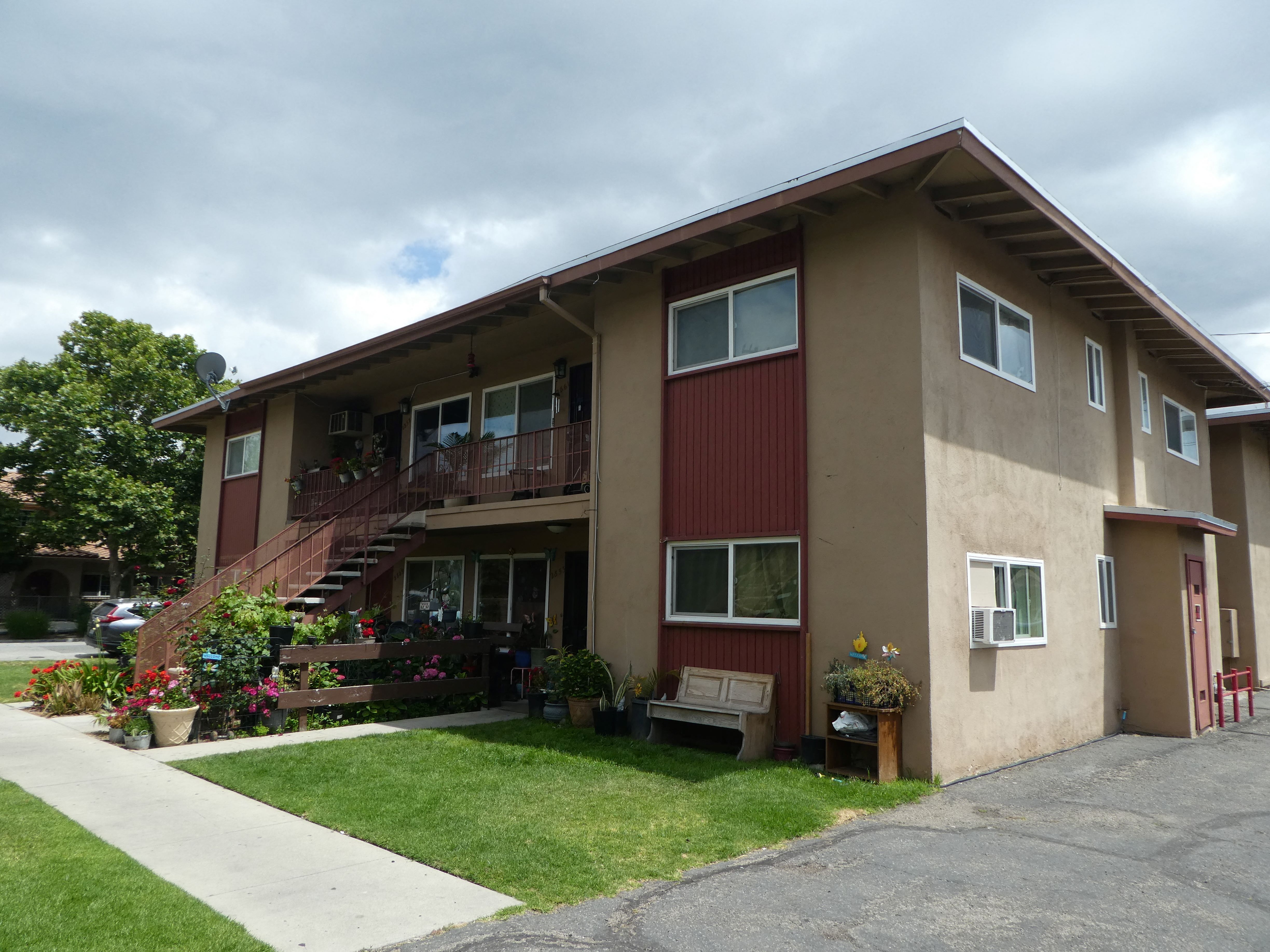 Fairbanks exterior 2