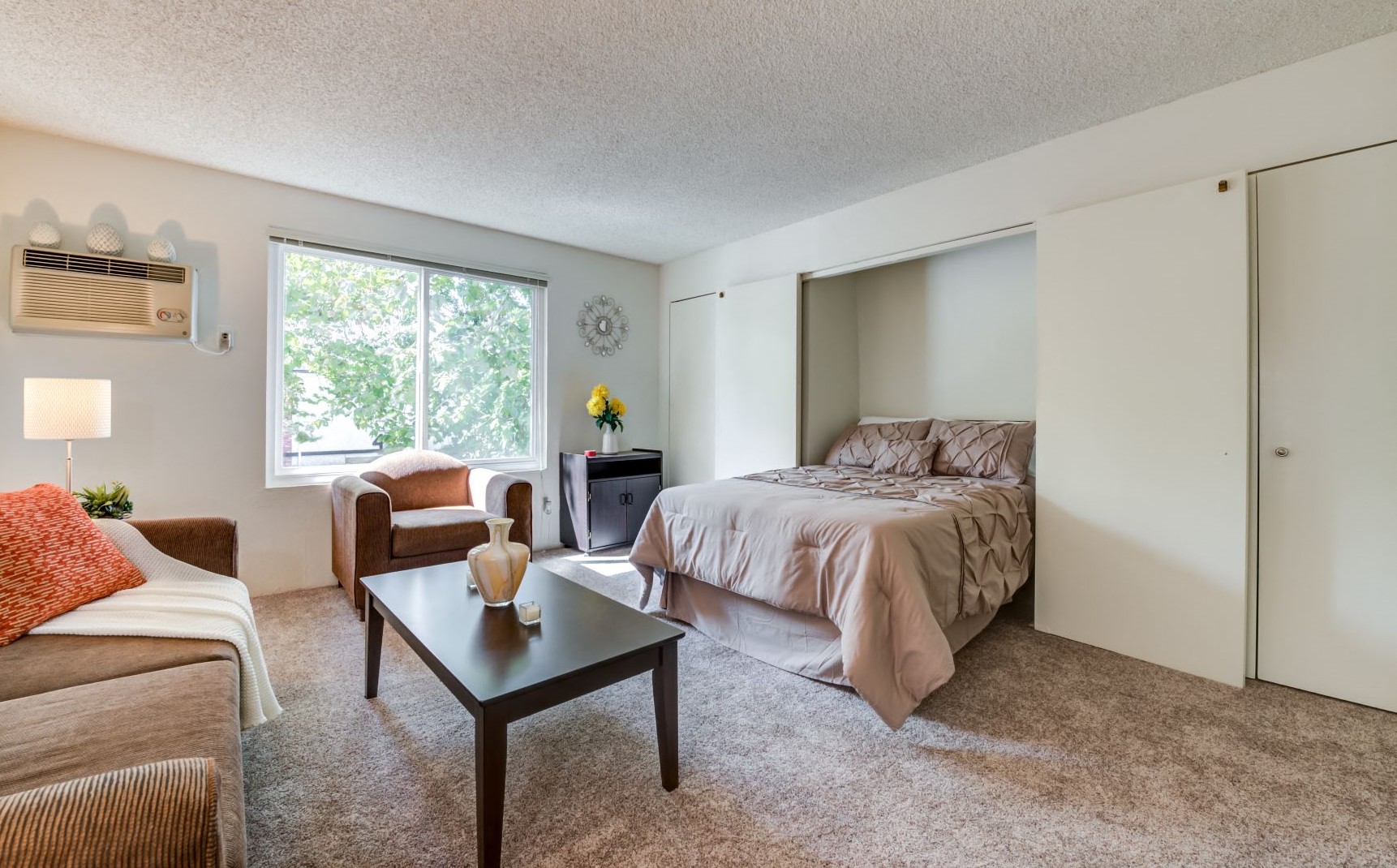 The Embassy_Sherman Oaks_Studio Apartment