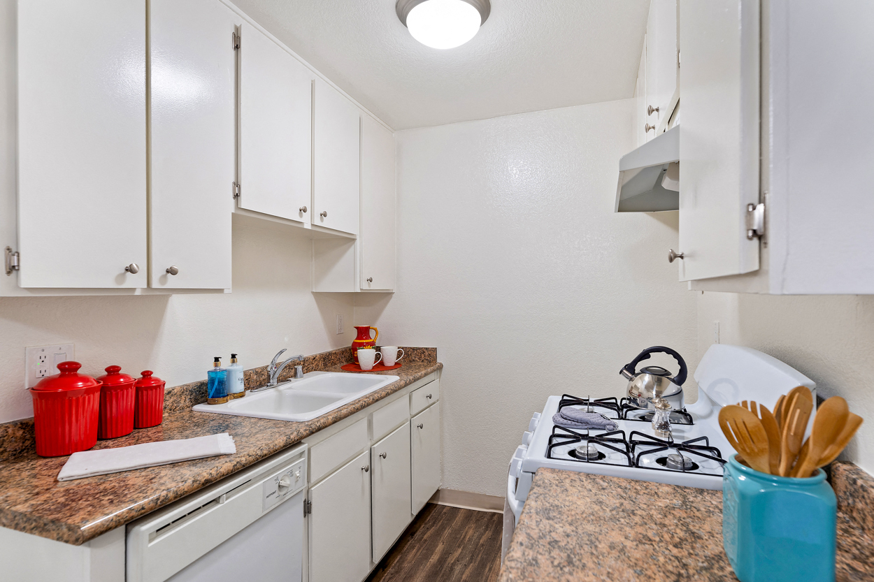 Spacious Kitchen at the Enclave Apartments - Studio City, CA