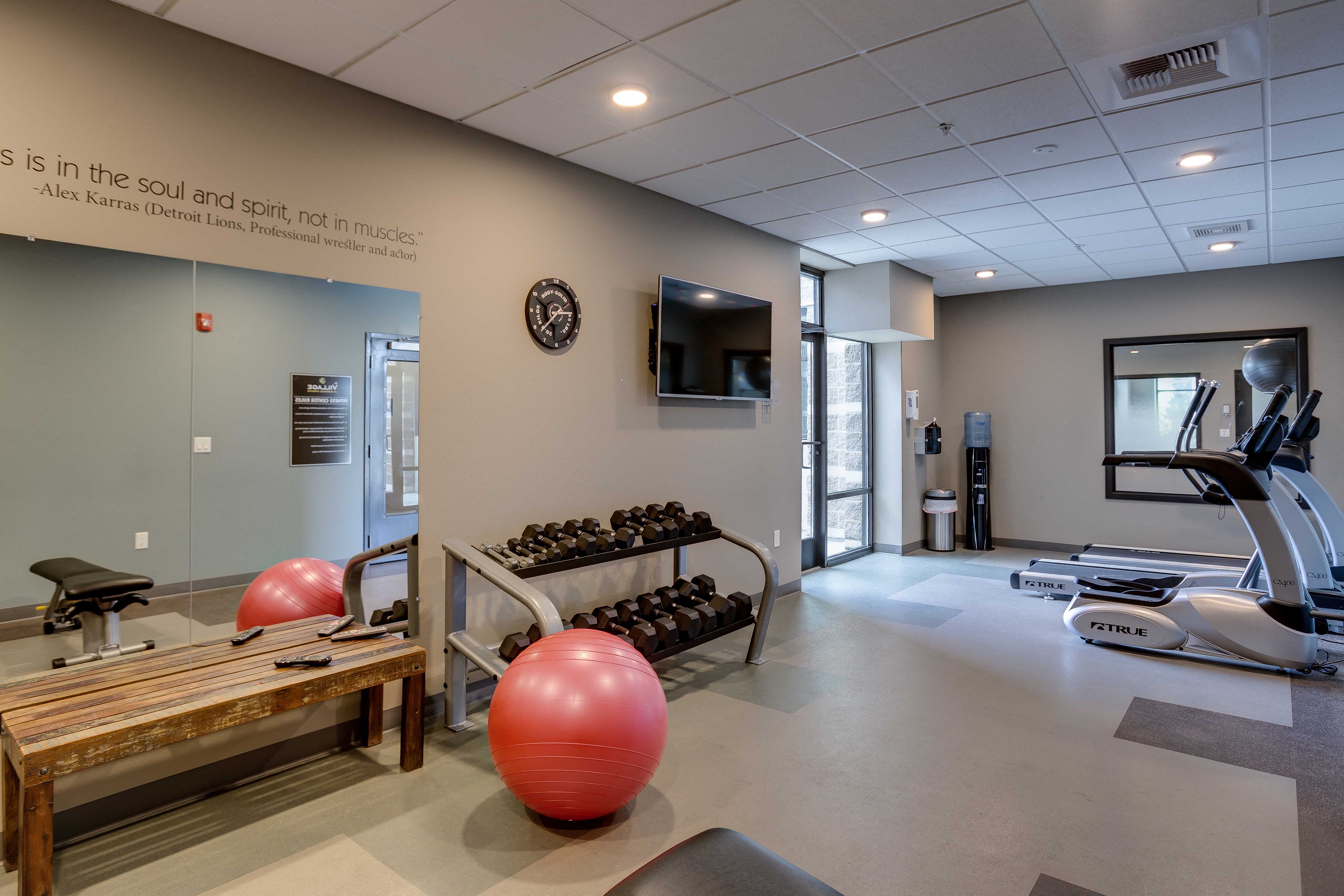the gym at the solana preserve apartments