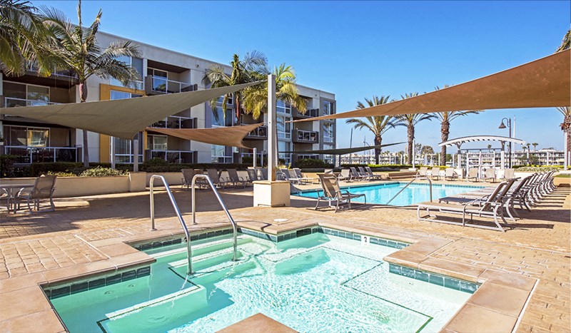 the swimming pool at the resort on longboat key