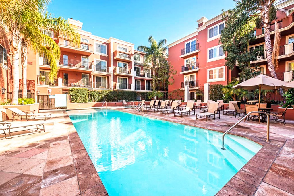 the swimming pool at the apartments for rent