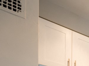 uchicago university of chicago roommate matching renovated kitchen stainless steel appliances hyde park chicago apartment - Photo Gallery 4