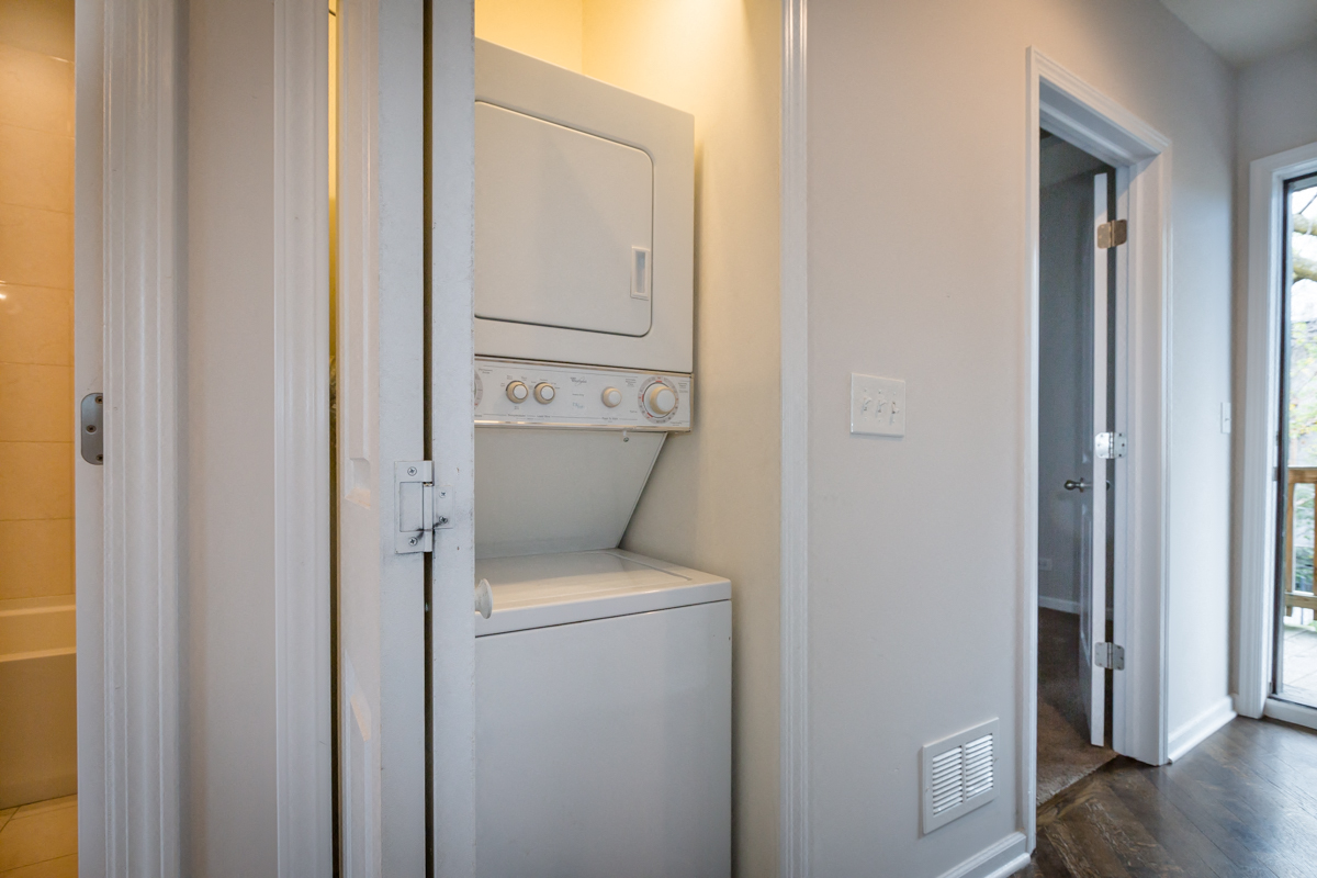 apartment with washer dryer