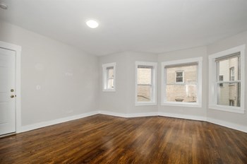 1662 W. Farwell Ave. Studio-2 Beds Apartment for Rent - Photo Gallery 2