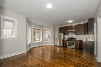 1662 W. Farwell Ave. Studio-2 Beds Apartment for Rent - Photo Gallery 4