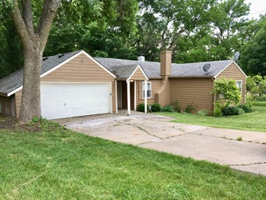 12401 E 59Th St 3 Beds Apartment for Rent