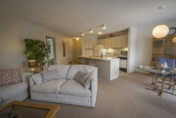 1025 REYNOLDS ROAD, A-101 Studio-2 Beds Apartment for Rent - Photo Gallery 3