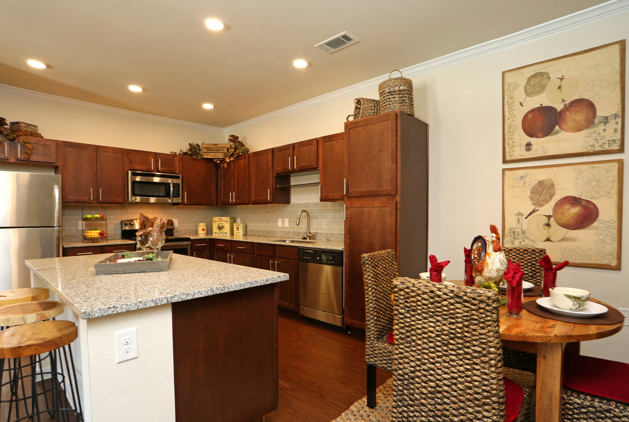 Longhorn Crossing Apartments 1101 Longhorn Road Fort Worth Tx