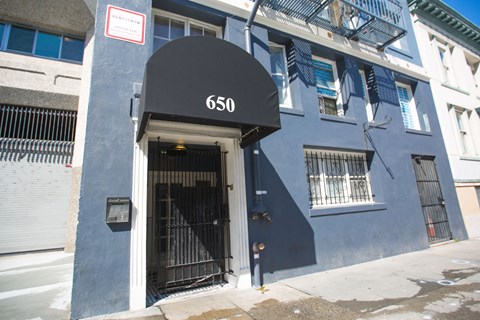 A blue building with the number 650 on it.