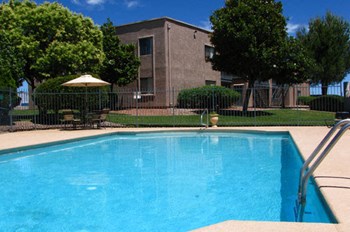 falcon-court--sierra-vista-pool 355 N 7th Street Studio-2 Beds Apartment for Rent - Photo Gallery 2