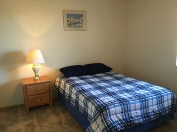 100 Golf Links Studio-2 Beds Apartment for Rent - Photo Gallery 2