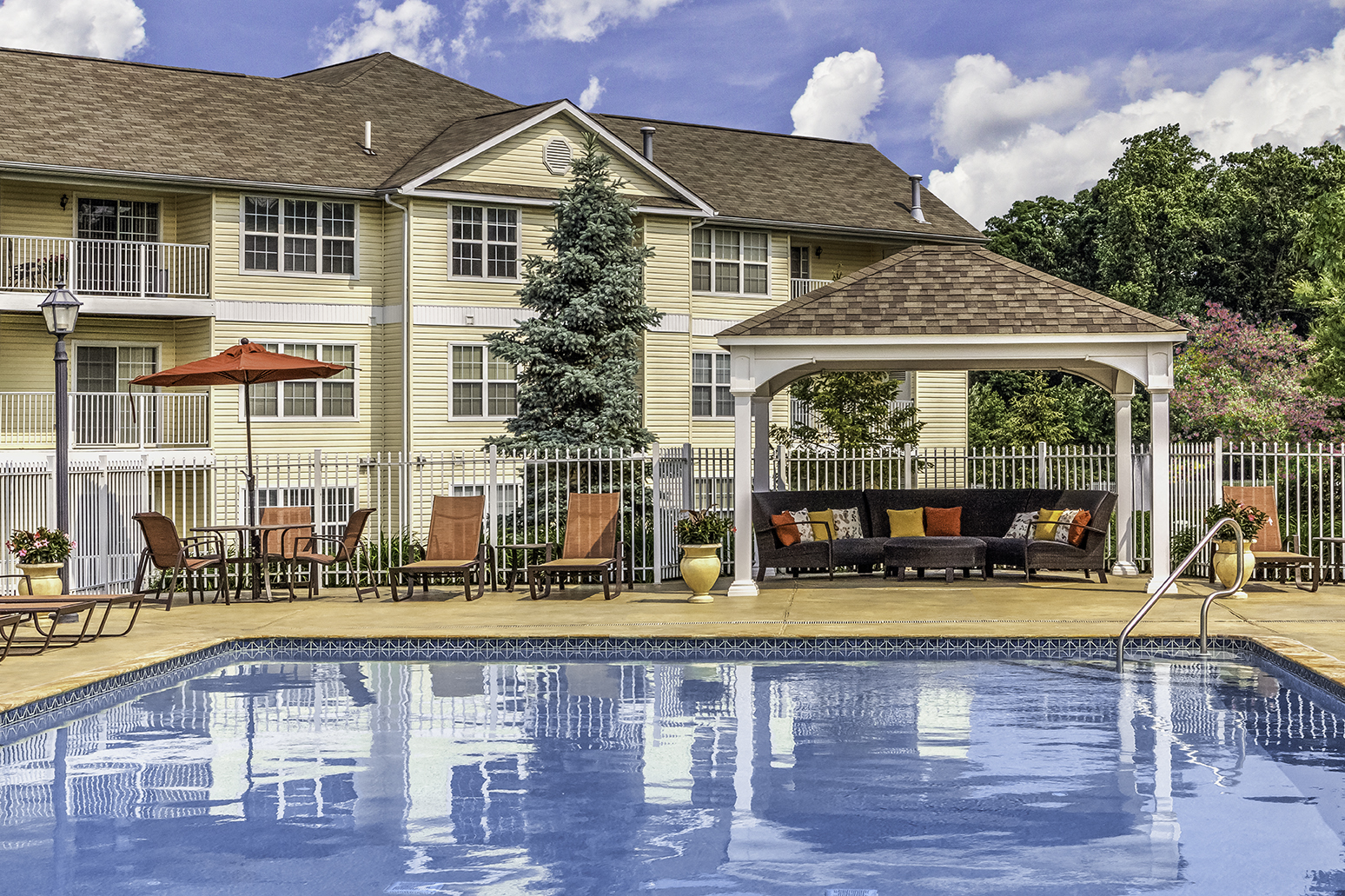 Delaware Apartment Pool & Cabana