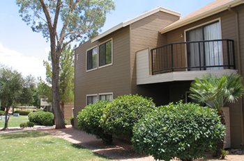 4250 E Foothills Drive 1-2 Beds Apartment for Rent - Photo Gallery 4