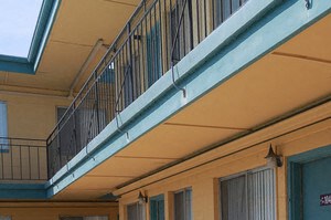 1815 E. Speedway Boulevard Studio-2 Beds Apartment for Rent - Photo Gallery 6