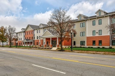 1774 East Main St 1-2 Beds Apartment for Rent - Photo Gallery 1