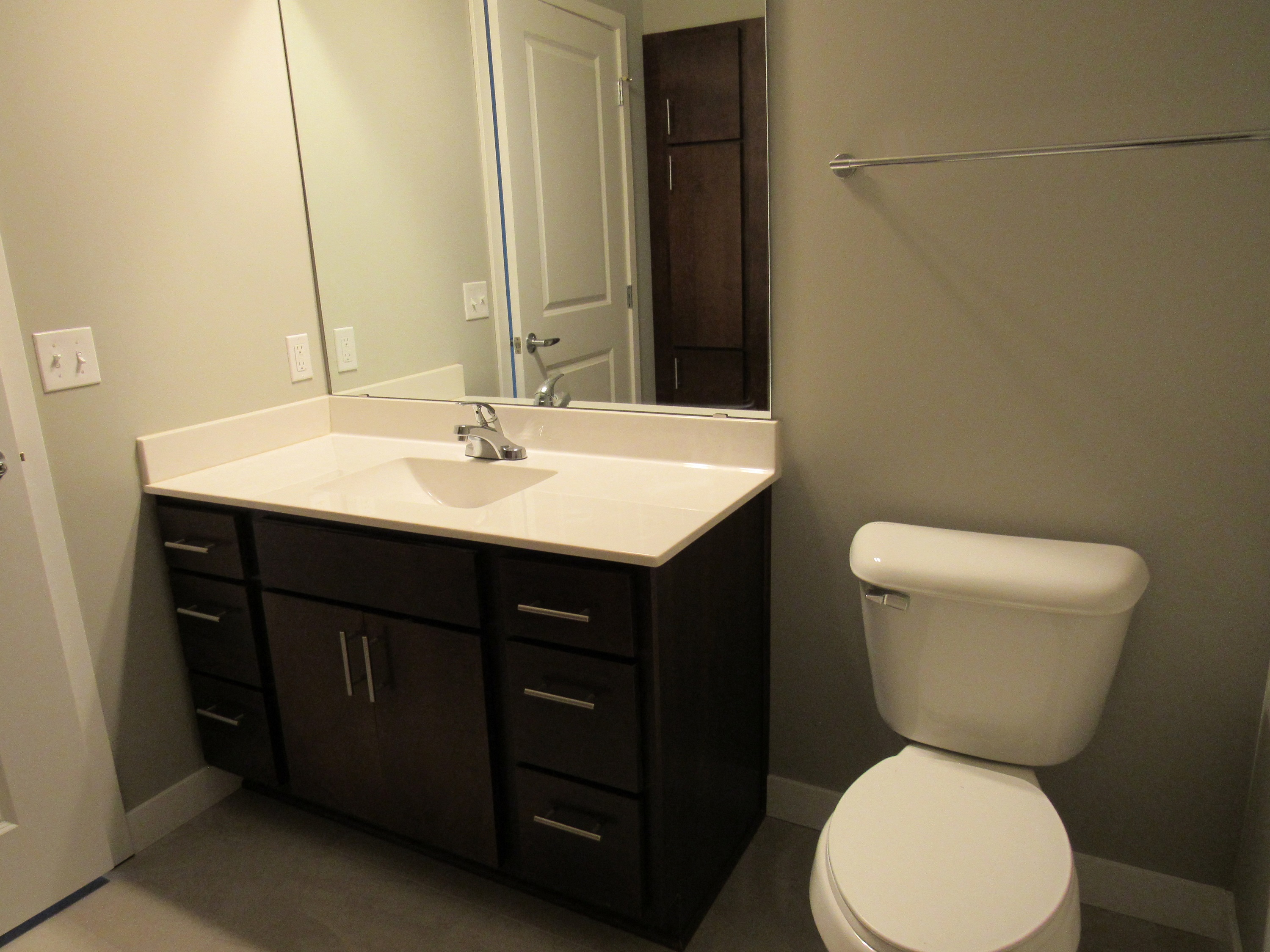 lighthouse loft large bathroom