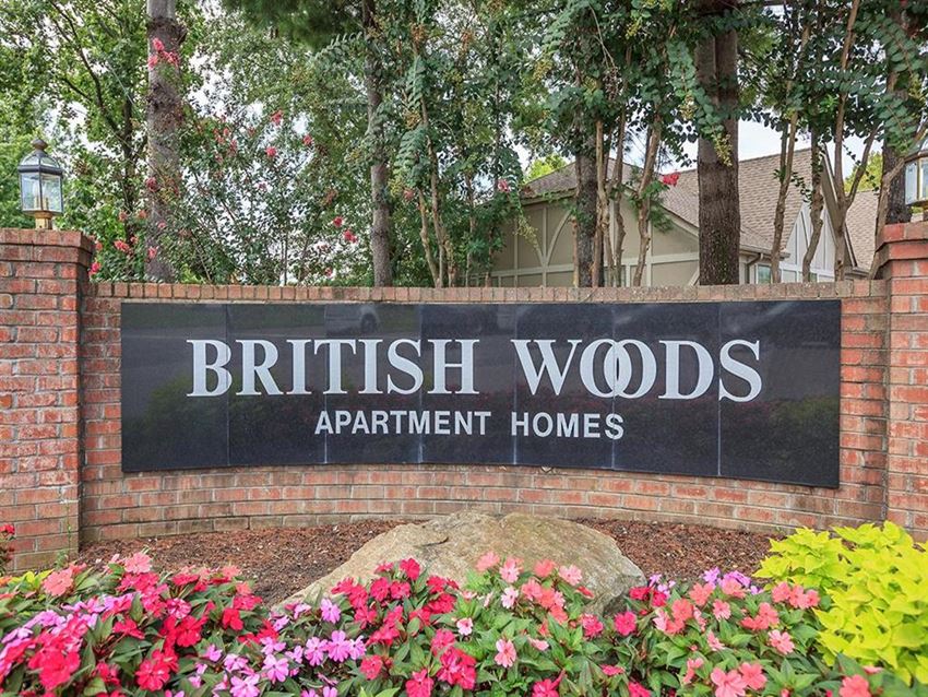 264 British Woods Drive 1-3 Beds Apartment for Rent - Photo Gallery 1