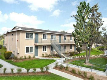 Building Exterior Rendering l Casa Bella Apartments in Victorville CA - Photo Gallery 4