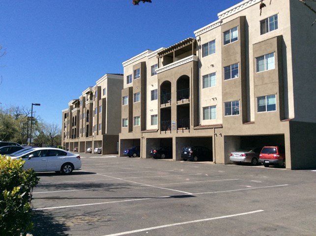 Building  l Davinci Apartments 