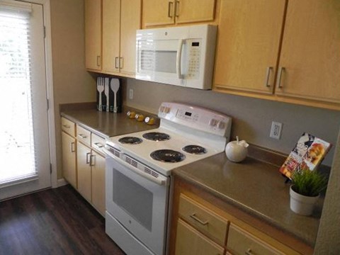 Kitchen  l Davinci Apartments 