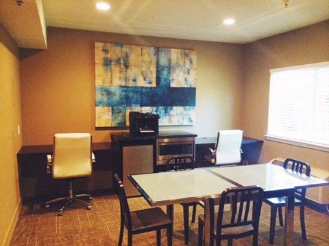 Business Center  l Davinci Apartments 