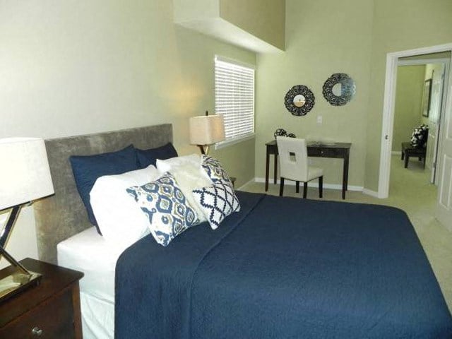 Bedroom  l Davinci Apartments 