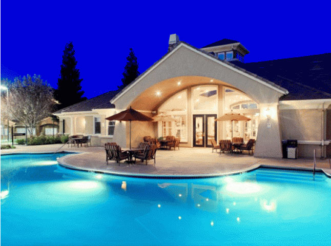 Apartments For Rent in Roseville l Pinnacle at Galleria