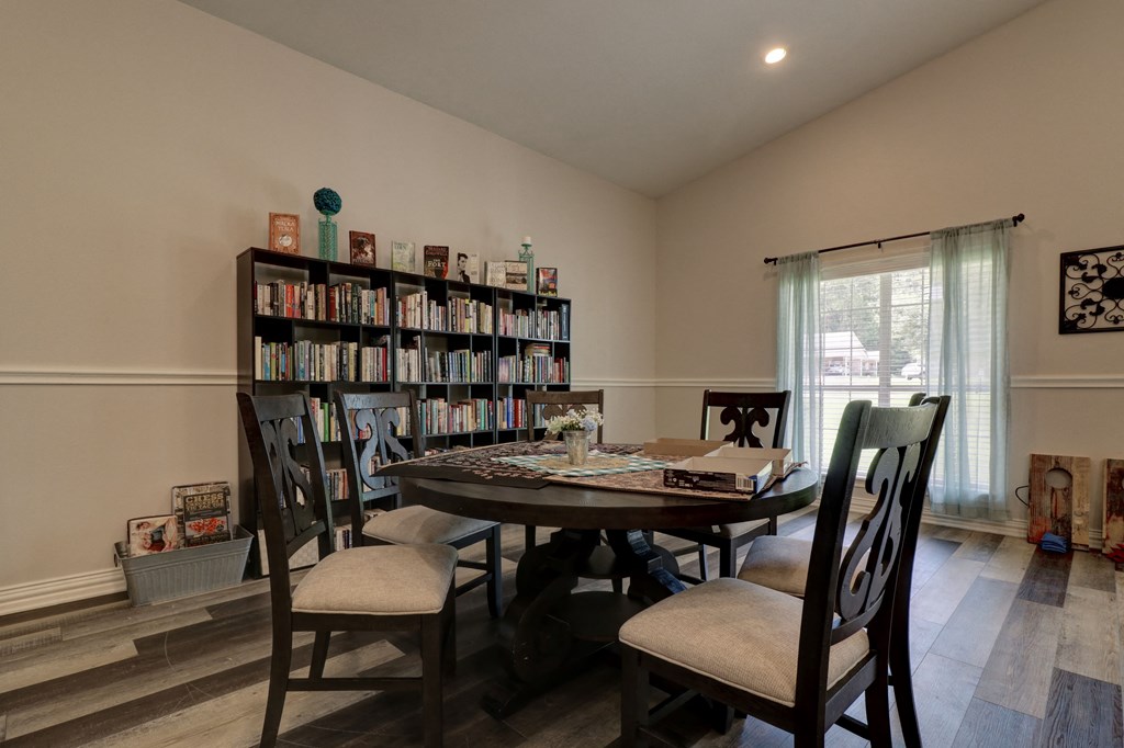 Library at 55 and older apartments in Lindale TX