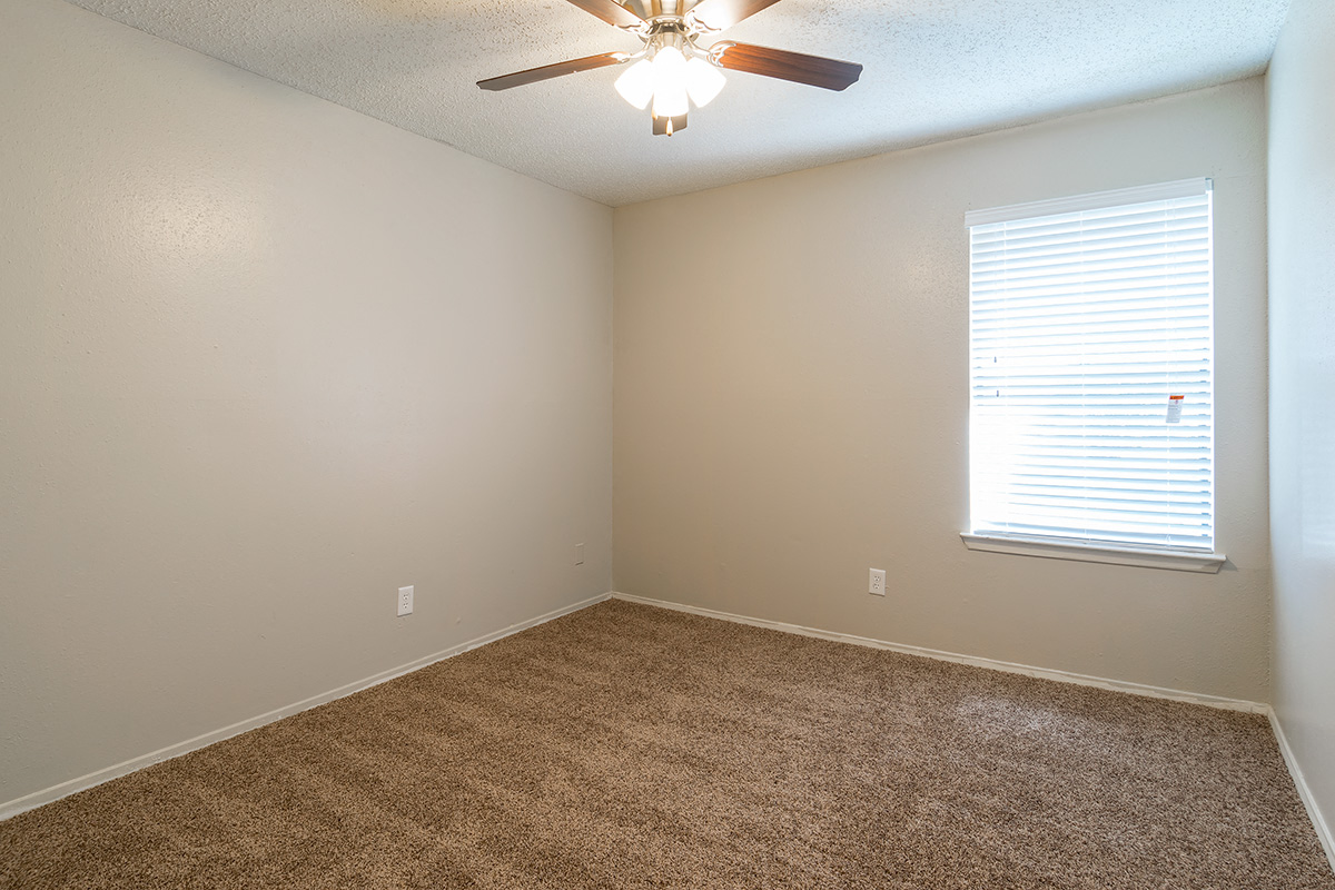 Bedroom Townhouse Apartments