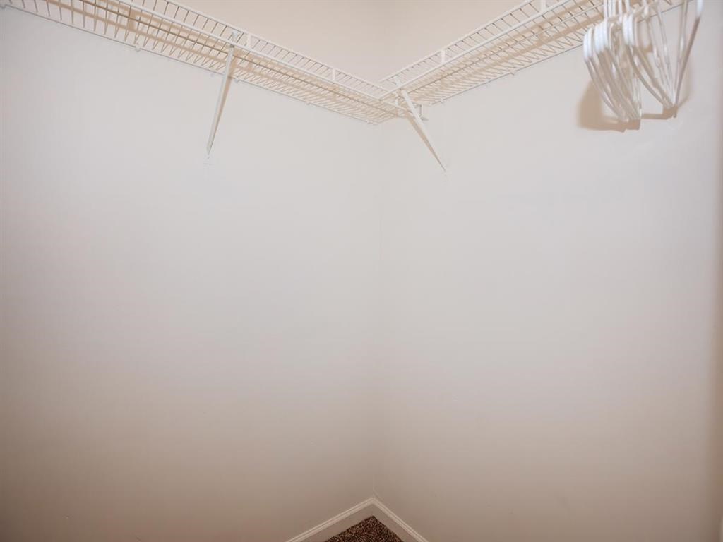 Rutherford Woodlands Apartments, 1310 North Rutherford Blvd