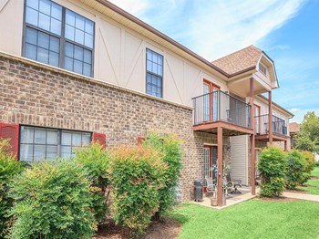 1310 North Rutherford Blvd. 1-3 Beds Apartment, Affordable for Rent - Photo Gallery 3